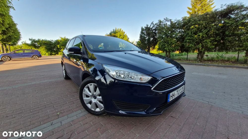 Ford Focus 1.0 EcoBoost Trend - 24