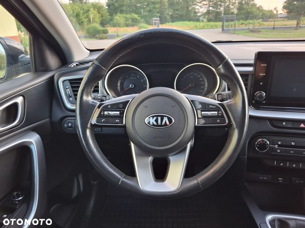 Kia Ceed 1.0 T-GDI 120 OPF Edition 7 - 25