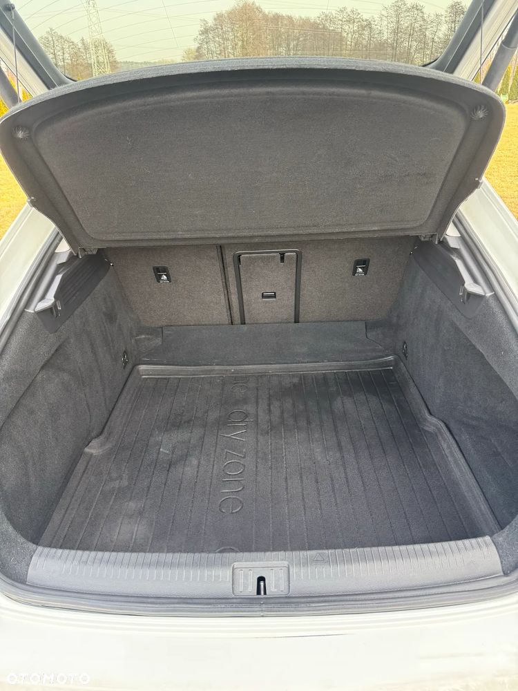 Volkswagen Arteon 2.0 TDI SCR 4Motion DSG Elegance - 13