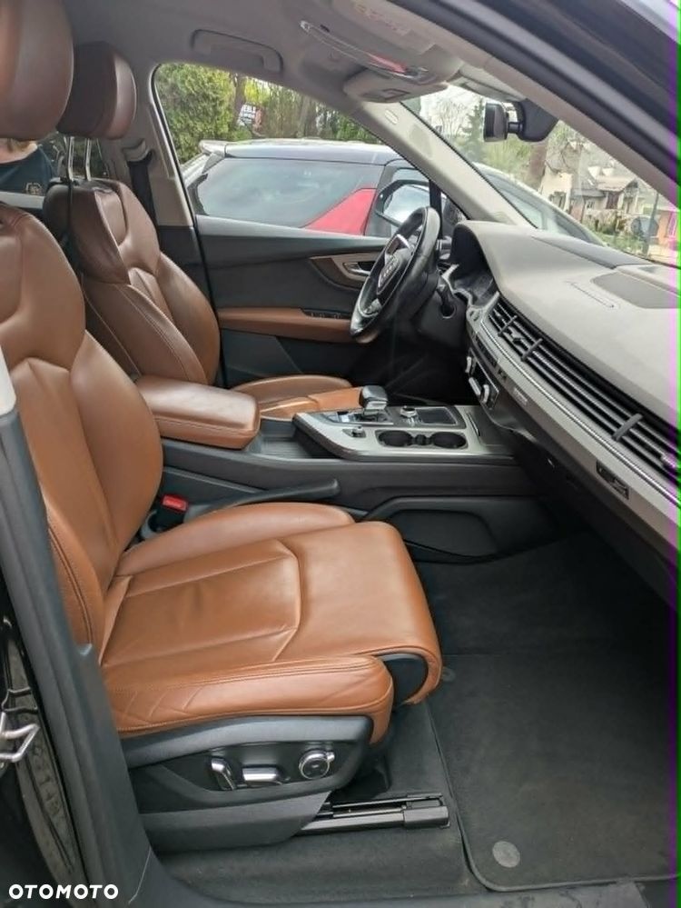 Audi Q7 - 3