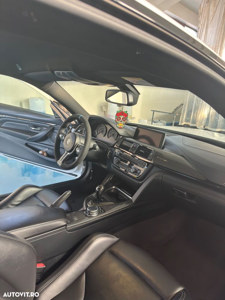 BMW M4 - 8