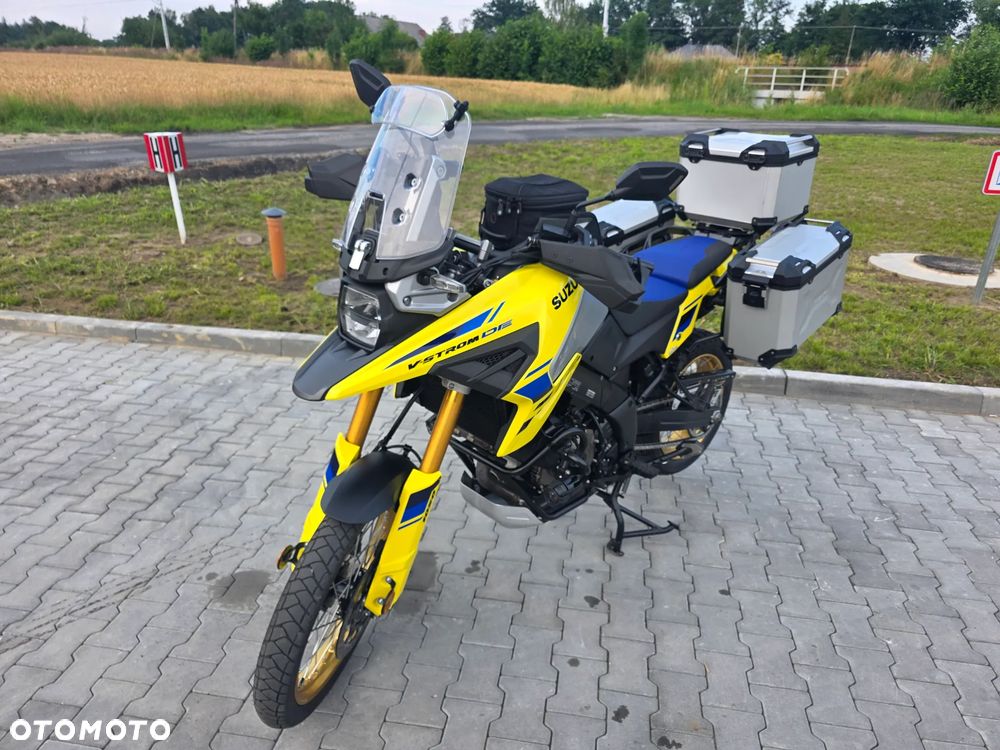 Suzuki V-STROM - 3