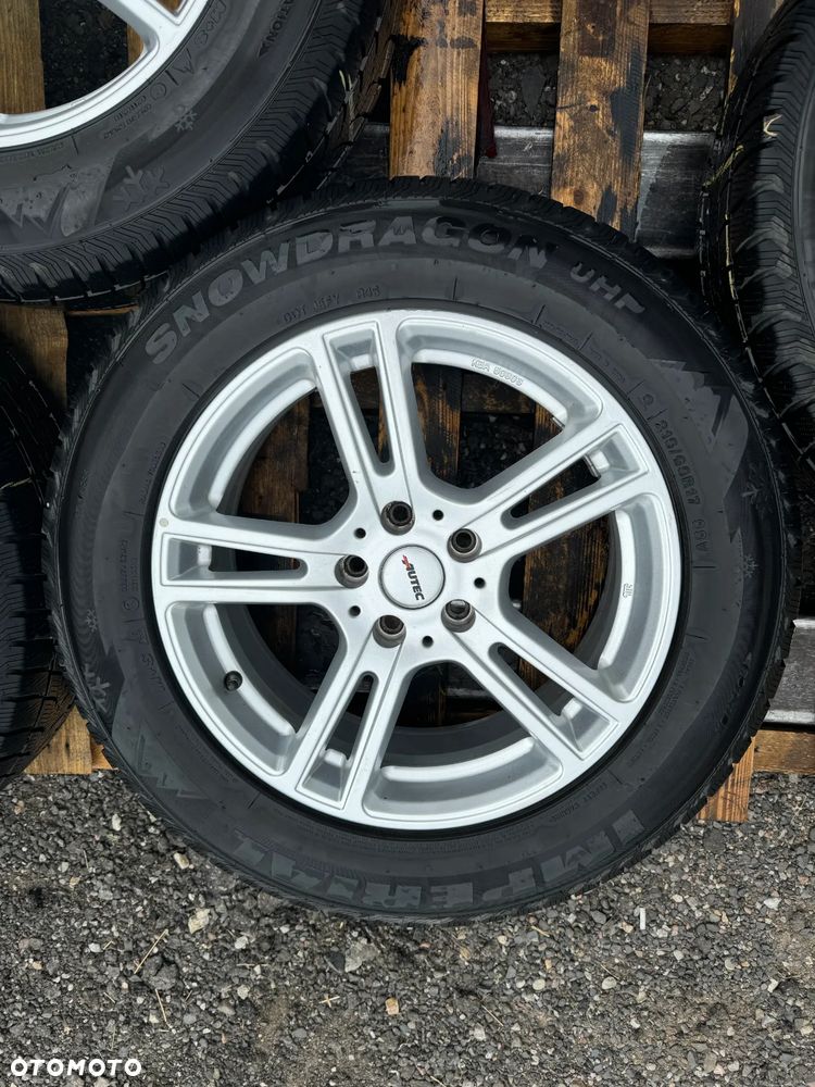 KOMPLET KÓŁ KOŁA KOŁO VOLKSWAGEN TIGUAN 215 / 65 17 - 5