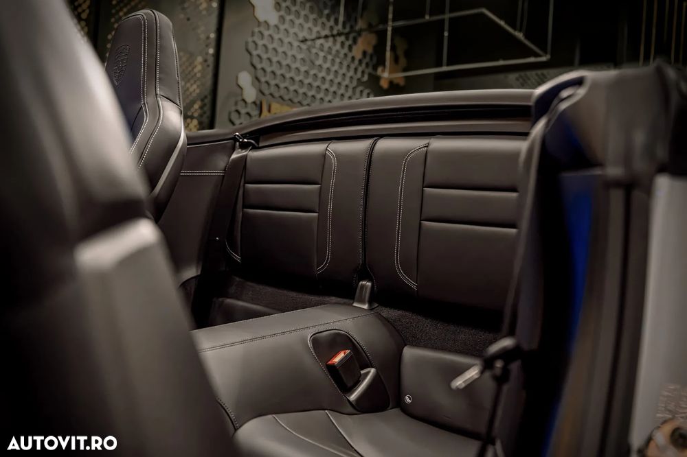 Porsche 911 Carrera PDK - 14