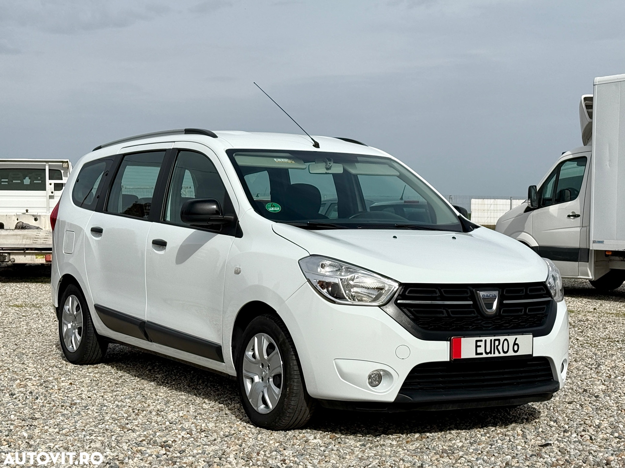 Dacia Lodgy 1.5 Blue dCi Laureate - 3
