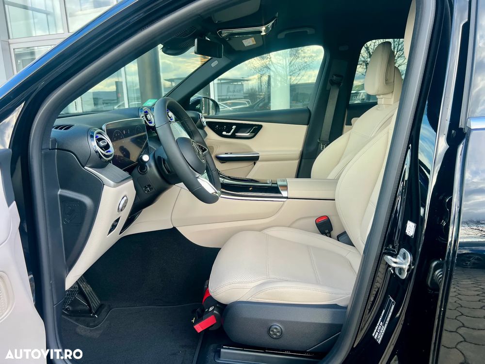 Mercedes-Benz GLC 300 e 4MATIC - 12