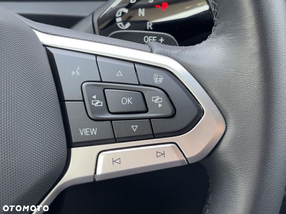 Volkswagen Tiguan - 31