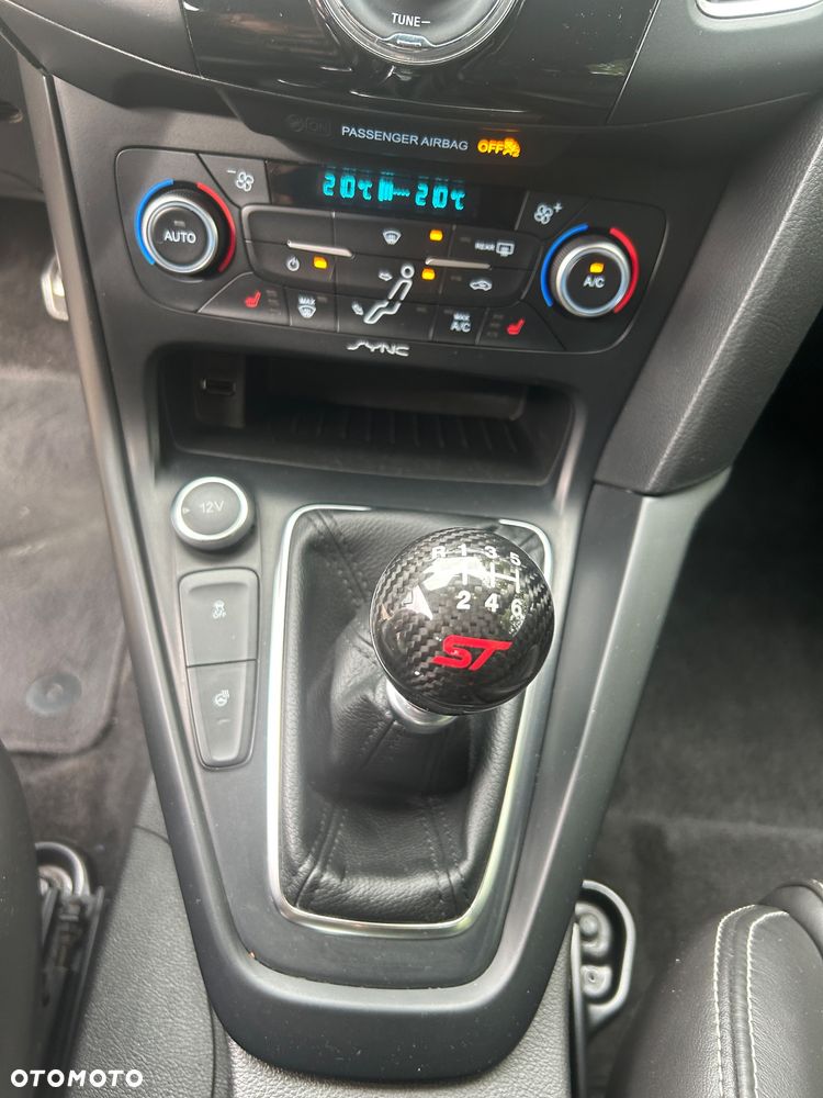 Ford Focus 2.0 EcoBoost ST - 15