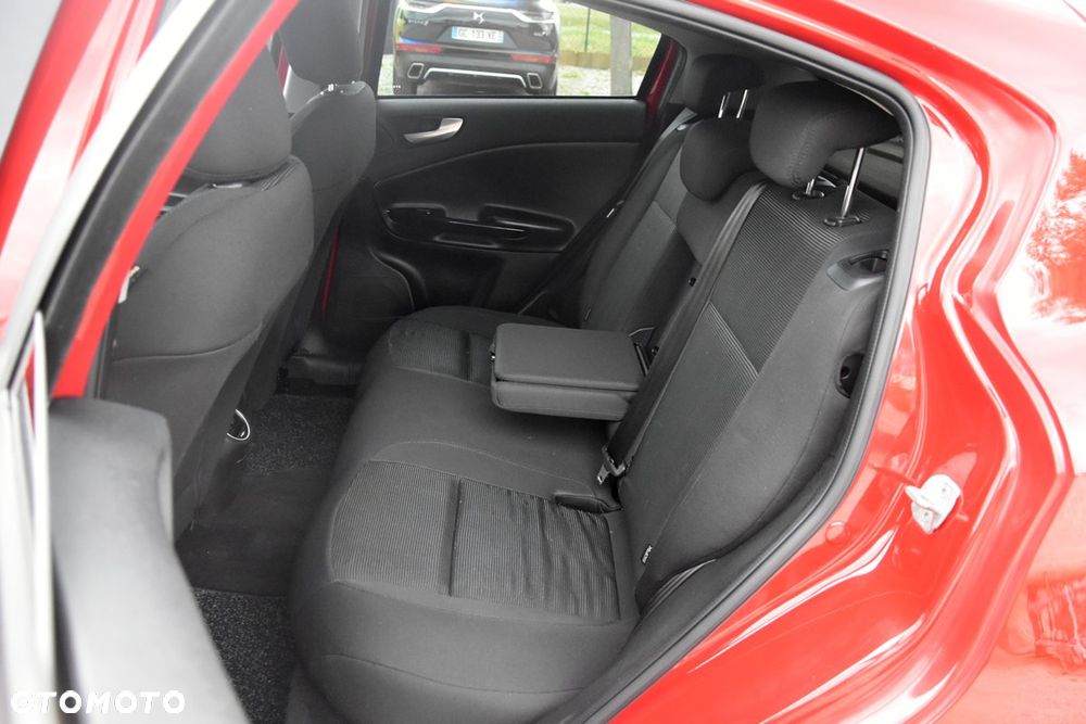 Alfa Romeo Giulietta 1.6 JTDM 16V - 22