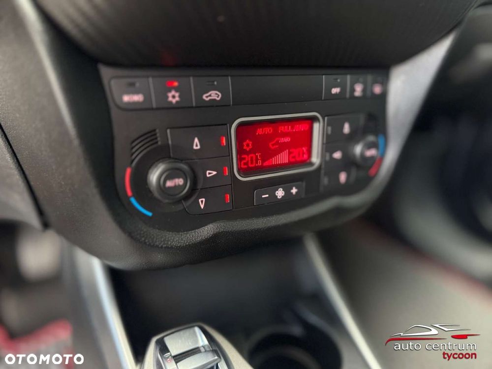 Alfa Romeo Mito - 12