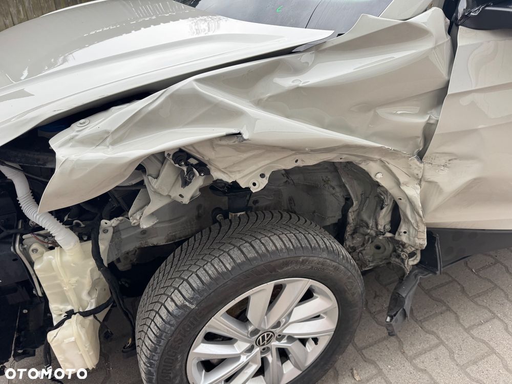 Volkswagen T-Cross - 21