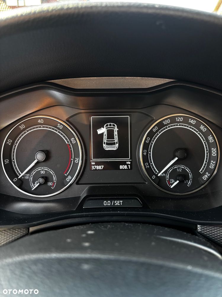 Skoda Kamiq 1.0 TSI Ambition DSG - 9