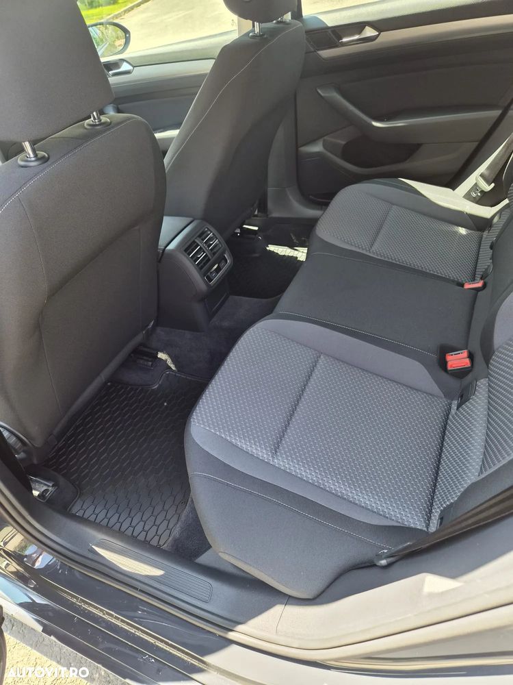 Volkswagen Passat 1.4 TSI Trendline - 9