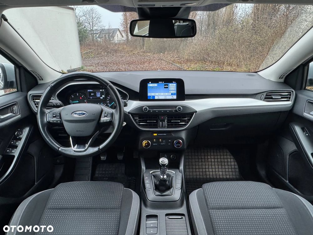Ford Focus 1.5 TDCi SYNC Edition - 5