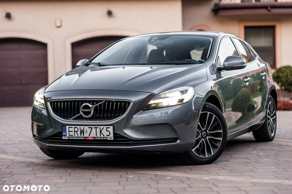 Volvo V40 D2 Drive-E Momentum - 2