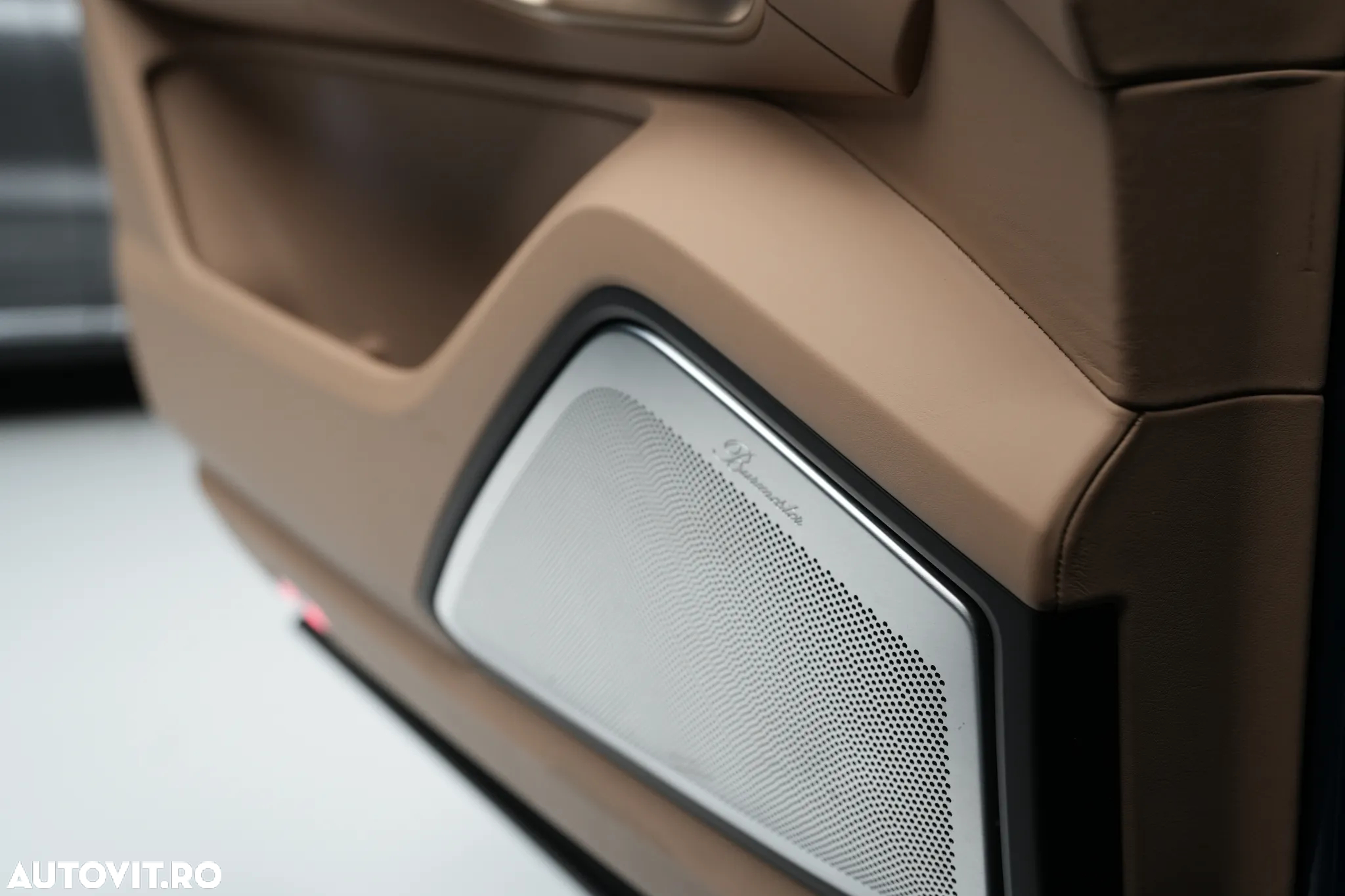 Porsche Cayenne S - 25