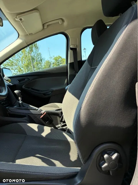 Ford Focus - 16