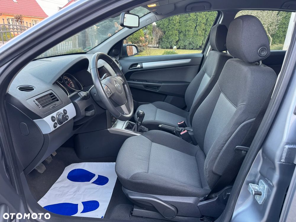 Opel Astra 1.6 Edition - 27