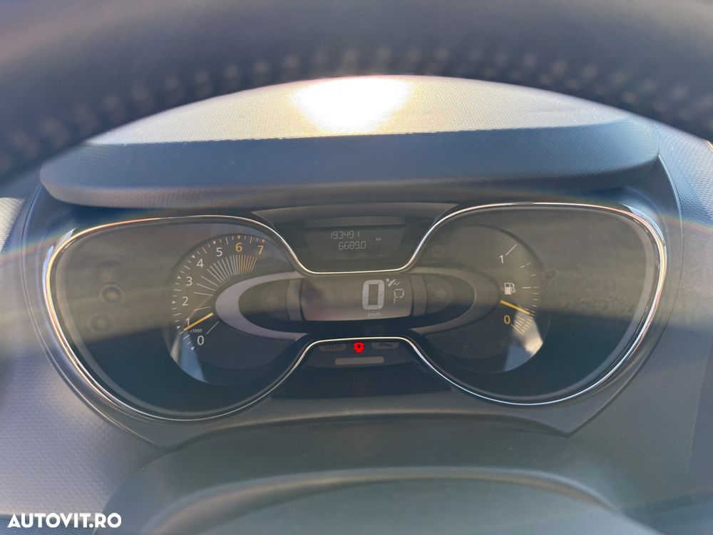Renault Captur ENERGY TCe 120 EDC Luxe - 13