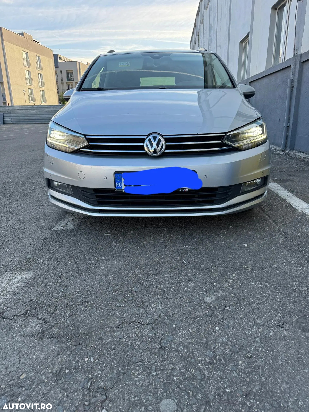 Volkswagen Touran 1.6 TDI SCR (BlueMotion Technology) DSG Comfortline - 10
