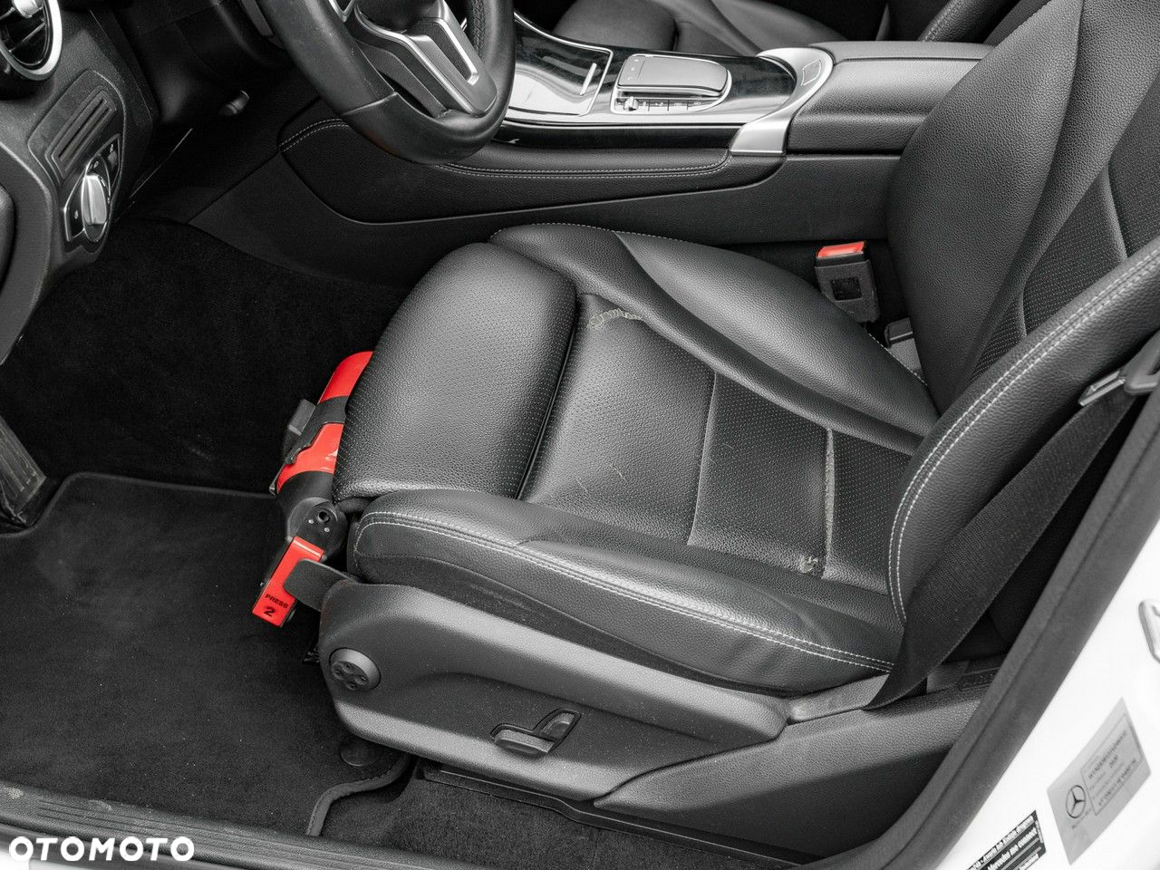 Mercedes-Benz GLC 200 d - 14