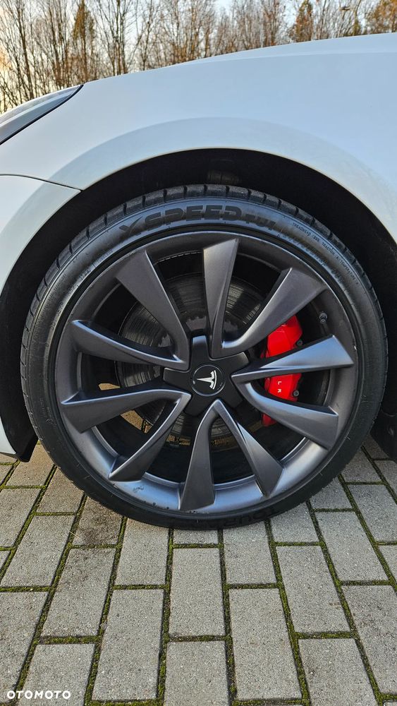Tesla Model 3 - 15