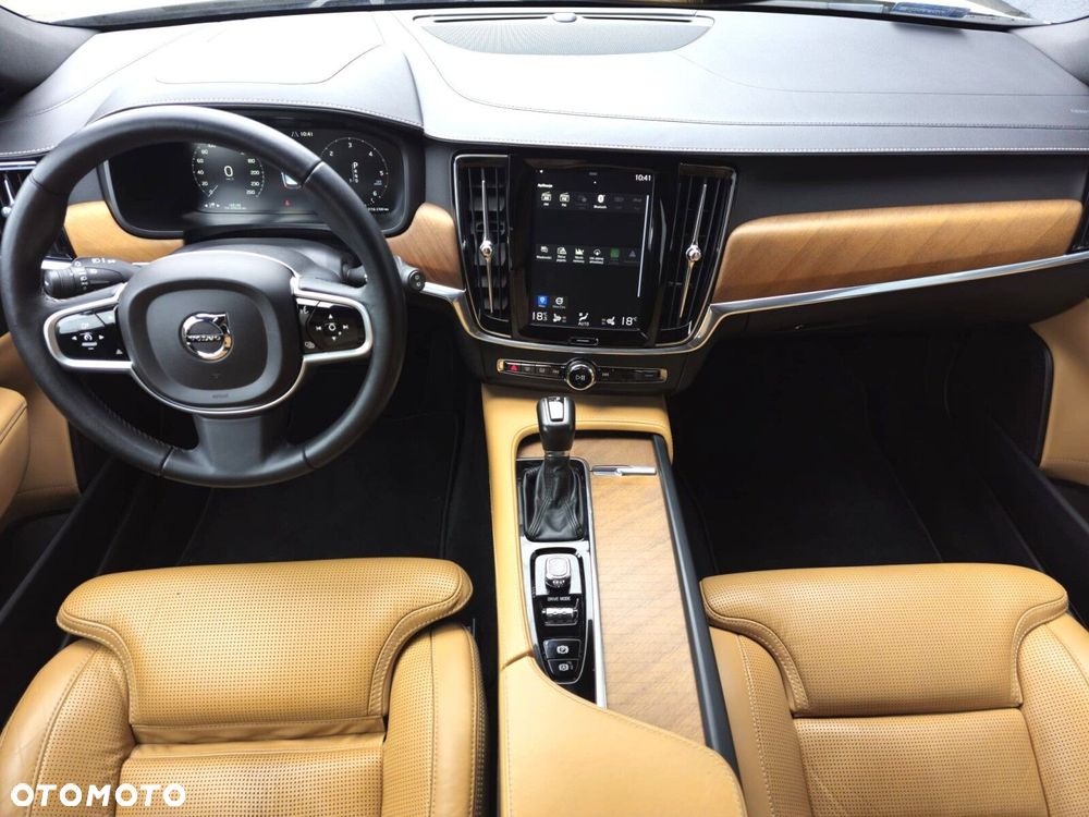 Volvo V90 D4 SCR AWD Inscription - 18