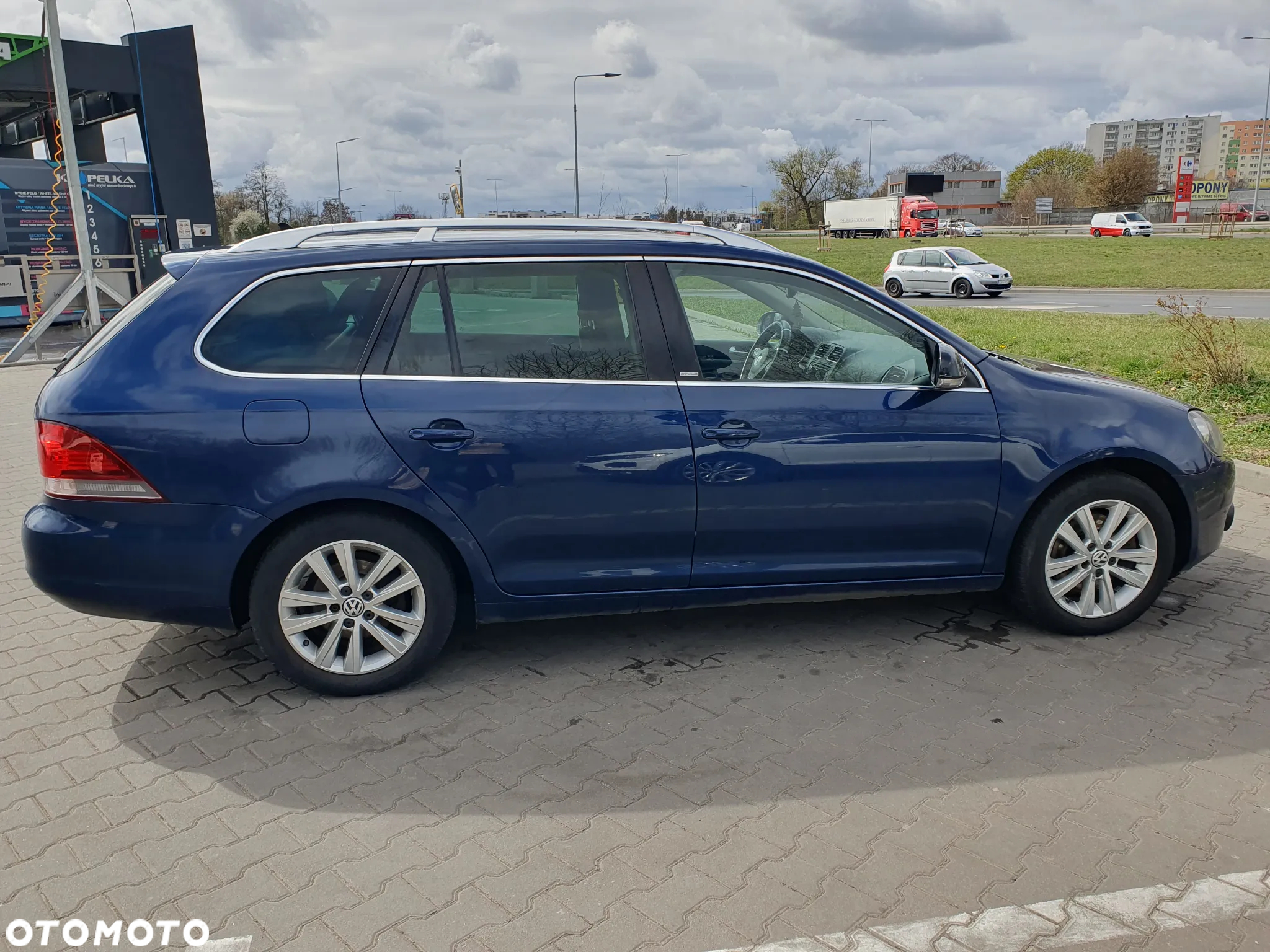 Volkswagen Golf Variant 2.0 TDI DPF Style - 6