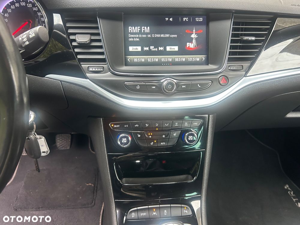 Opel Astra 1.6 Turbo Start/Stop Ultimate - 21