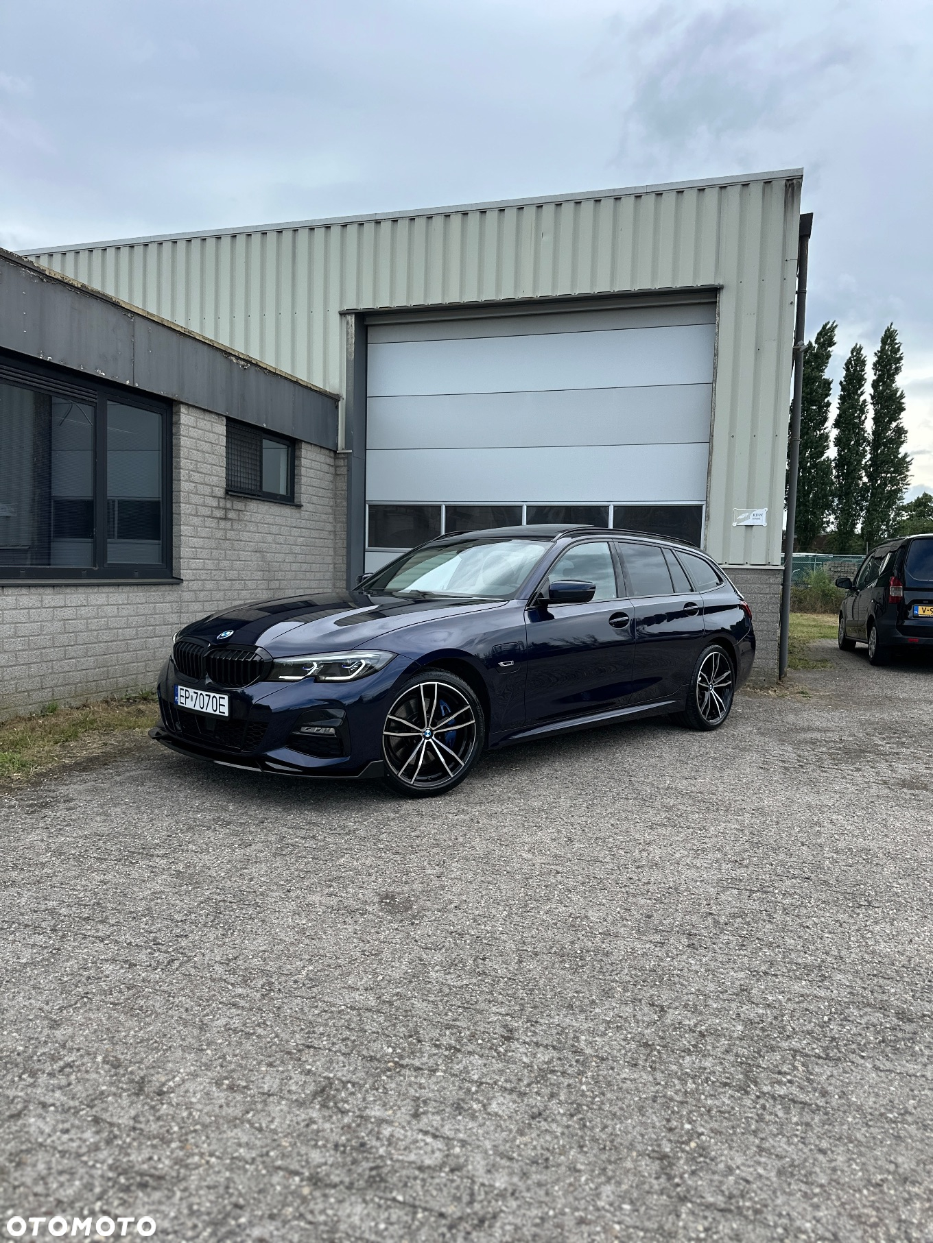 BMW Seria 3 330e Touring M Sport - 5