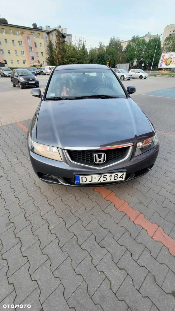 Honda Accord - 2