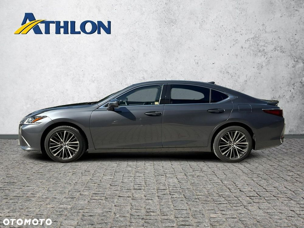 Lexus ES 300h Business Edition - 2