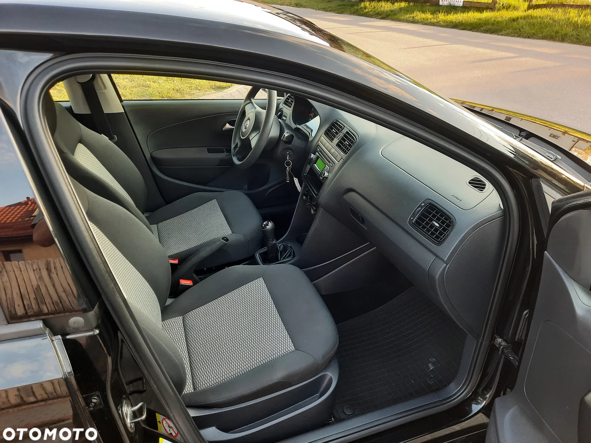Volkswagen Polo - 10