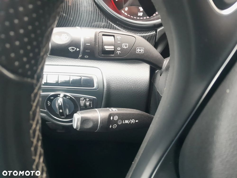 Mercedes-Benz Klasa V 250 d lang 7G-TRONIC SCORE - 17