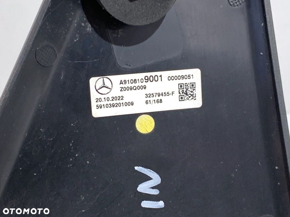 LUSTERKO PRAWY  MERCEDES-BENZ SPRINTER 3,5-t Tourer Bus (B907) 2018 - 2022 317 CDI (907.731, - 8