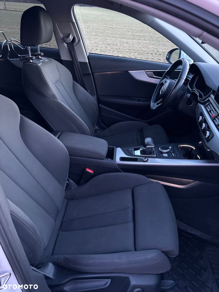 Audi A4 Avant 2.0 TDI S tronic - 21