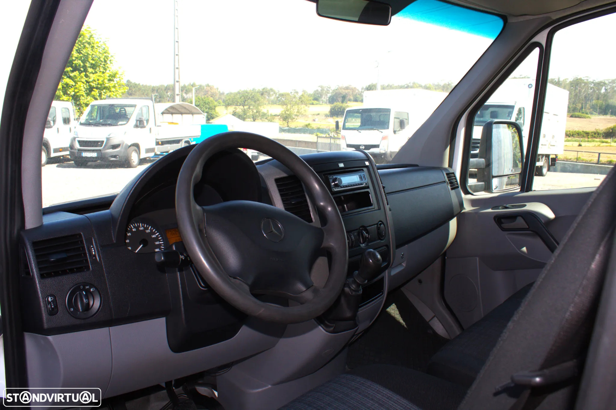 Mercedes-Benz Sprinter 311 CDI de Nov 2016 com IVA - 7