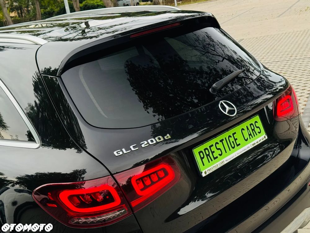 Mercedes-Benz GLC 200 d 4Matic 9G-TRONIC Edition Avantgarde - 23