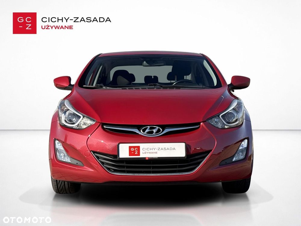 Hyundai Elantra 1.6 Classic + - 9