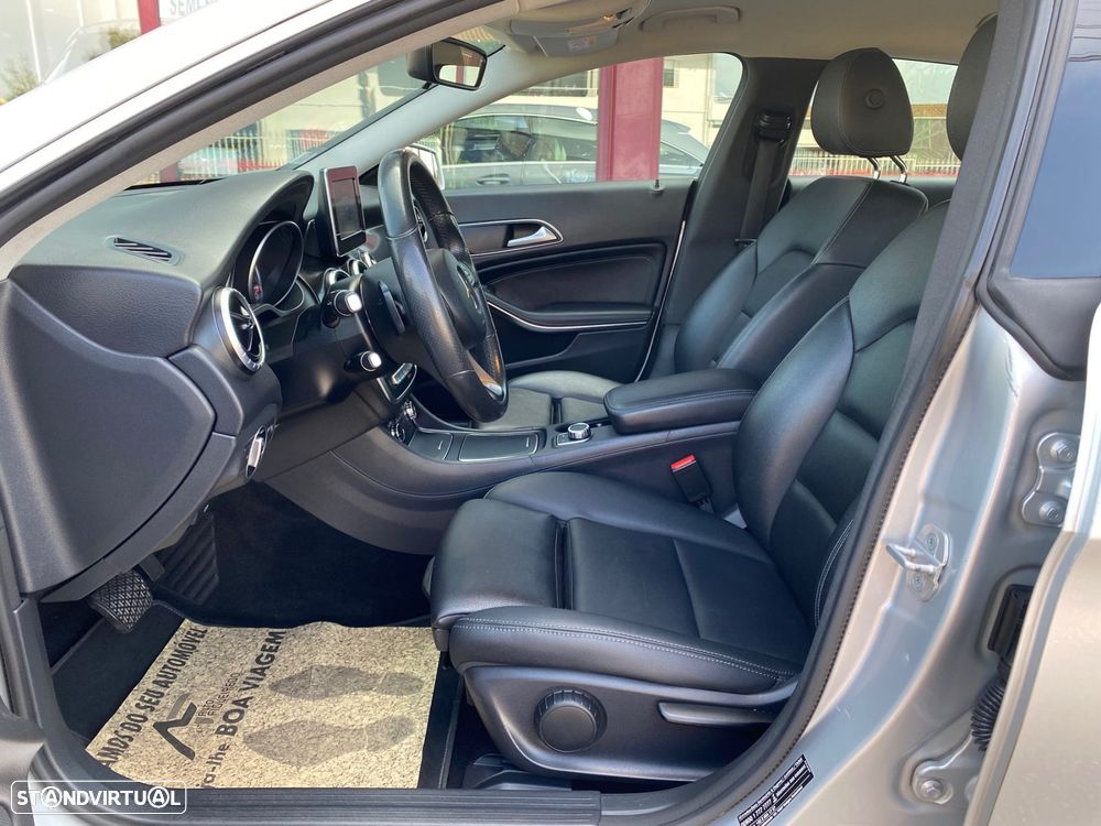 Mercedes-Benz CLA 180 - 8