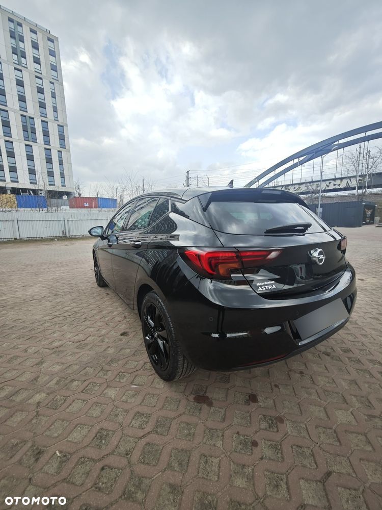 Opel Astra 1.2 T GS Line S&S - 9