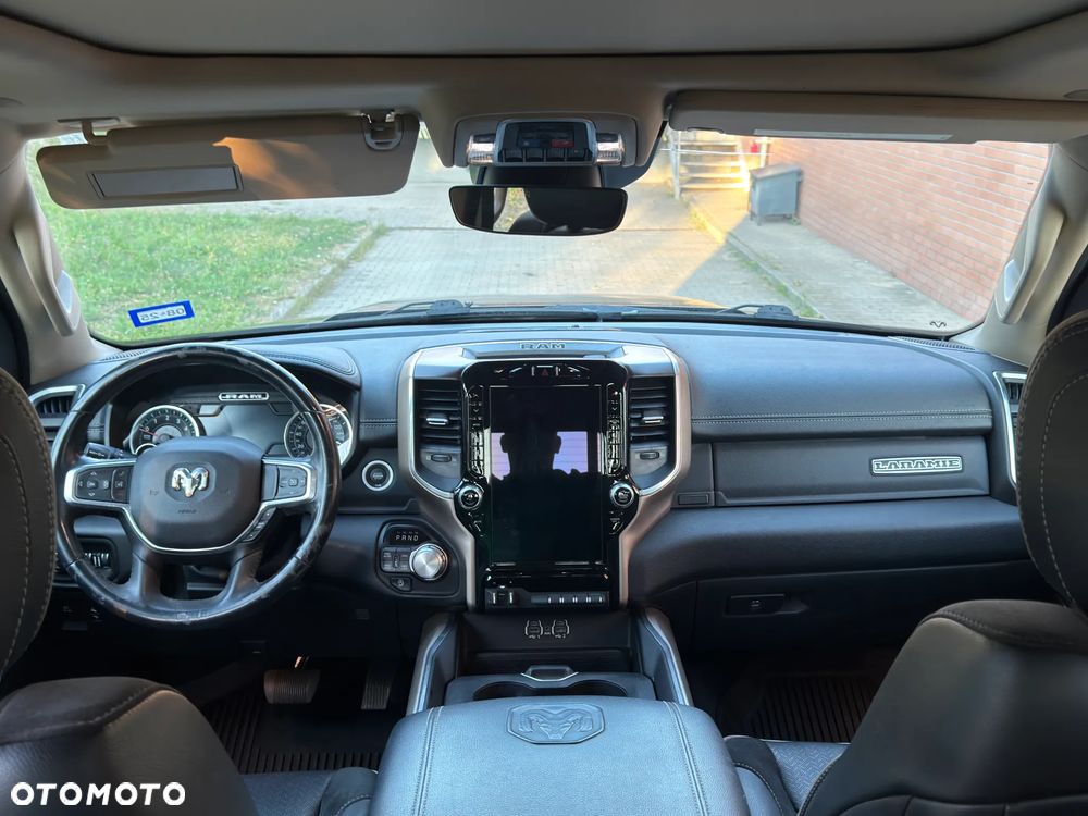 RAM 1500 Quad Cab Longbed Laramie - 19