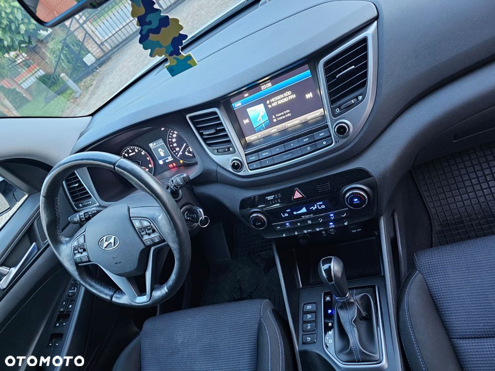 Hyundai Tucson 1.6 Turbo 4WD DCT Advantage - 32
