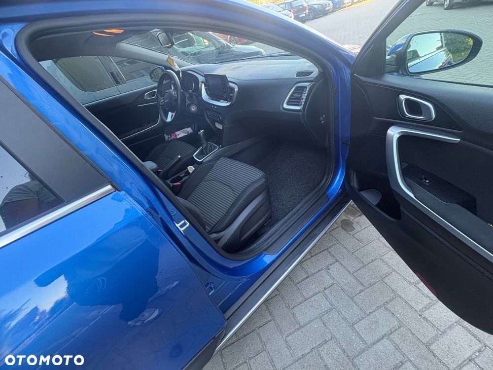 Kia XCeed 1.5 T-GDI M - 6