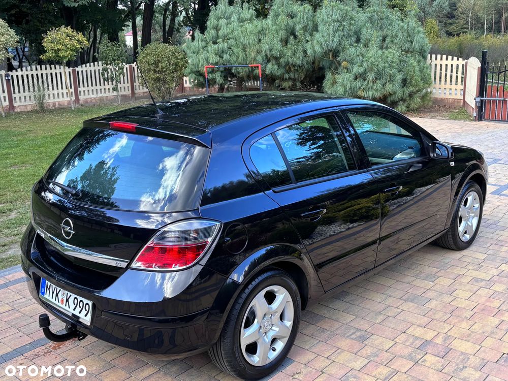Opel Astra III 1.6 Elegance - 30