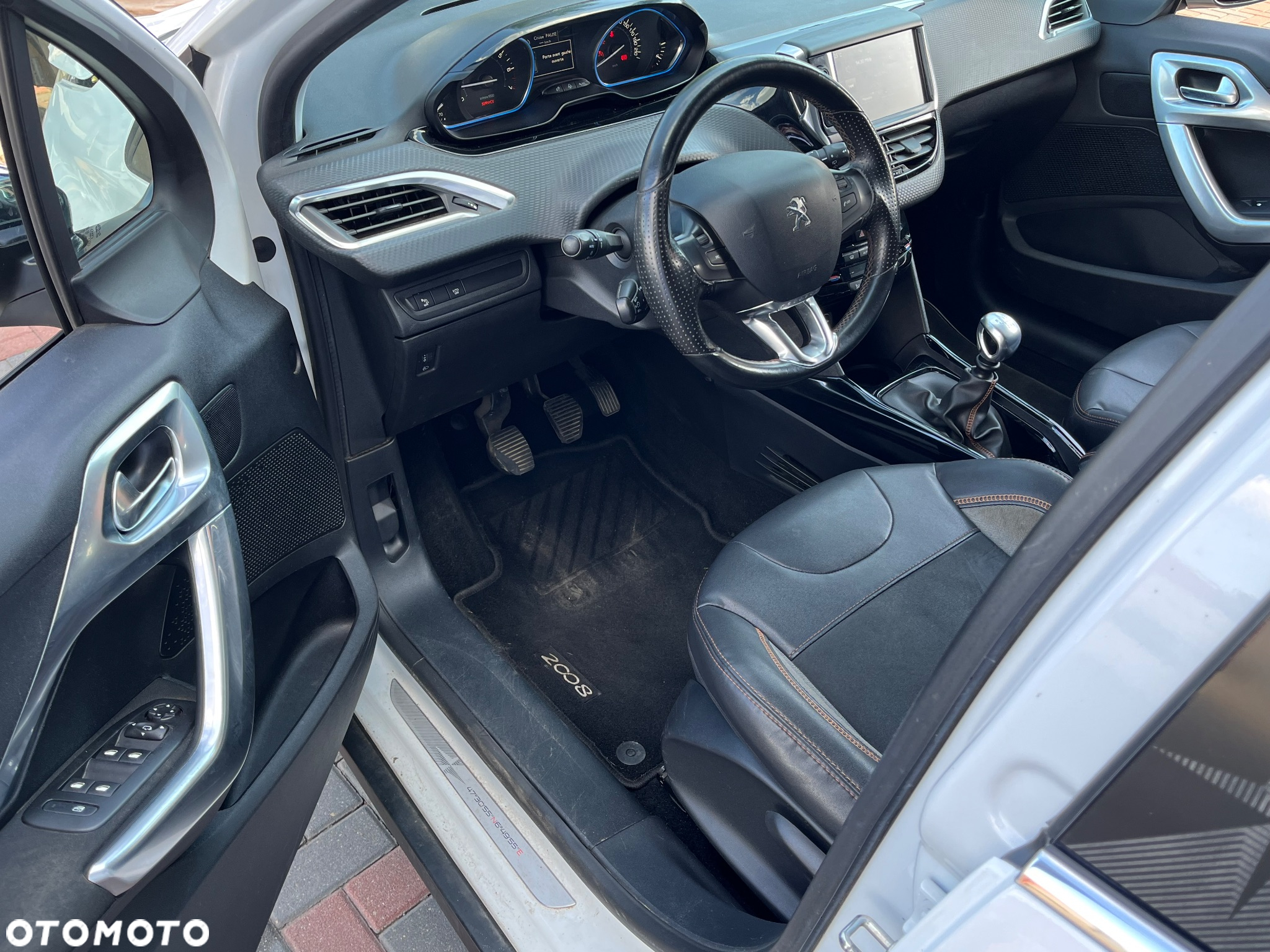 Peugeot 2008 1.2 Pure Tech GPF Crossway S&S - 12