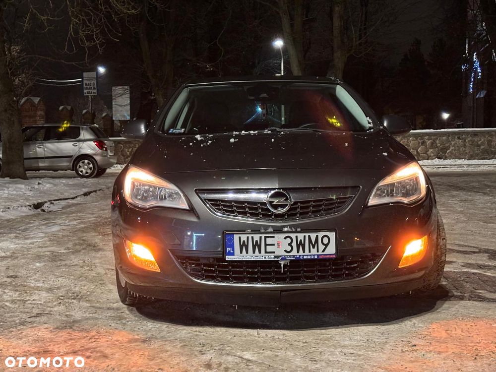 Opel Astra 1.7 CDTI Cosmo - 30