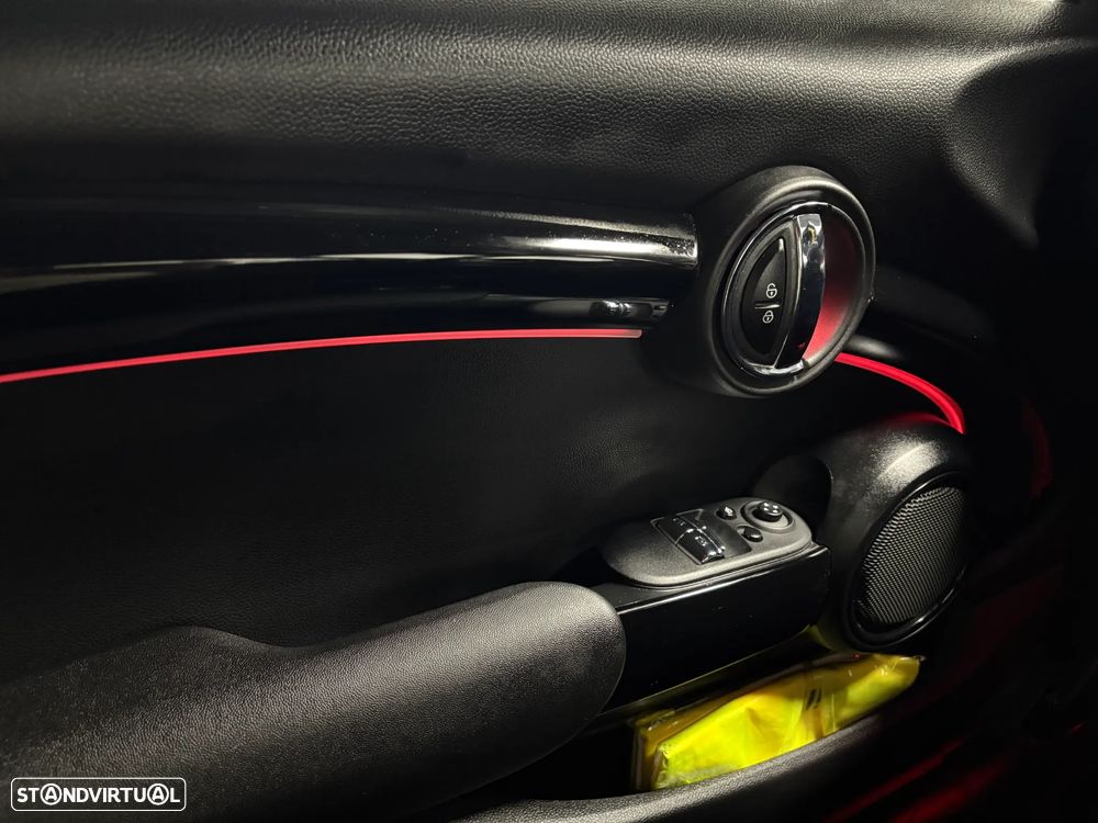 MINI 3 Portas Cooper SE S - 11