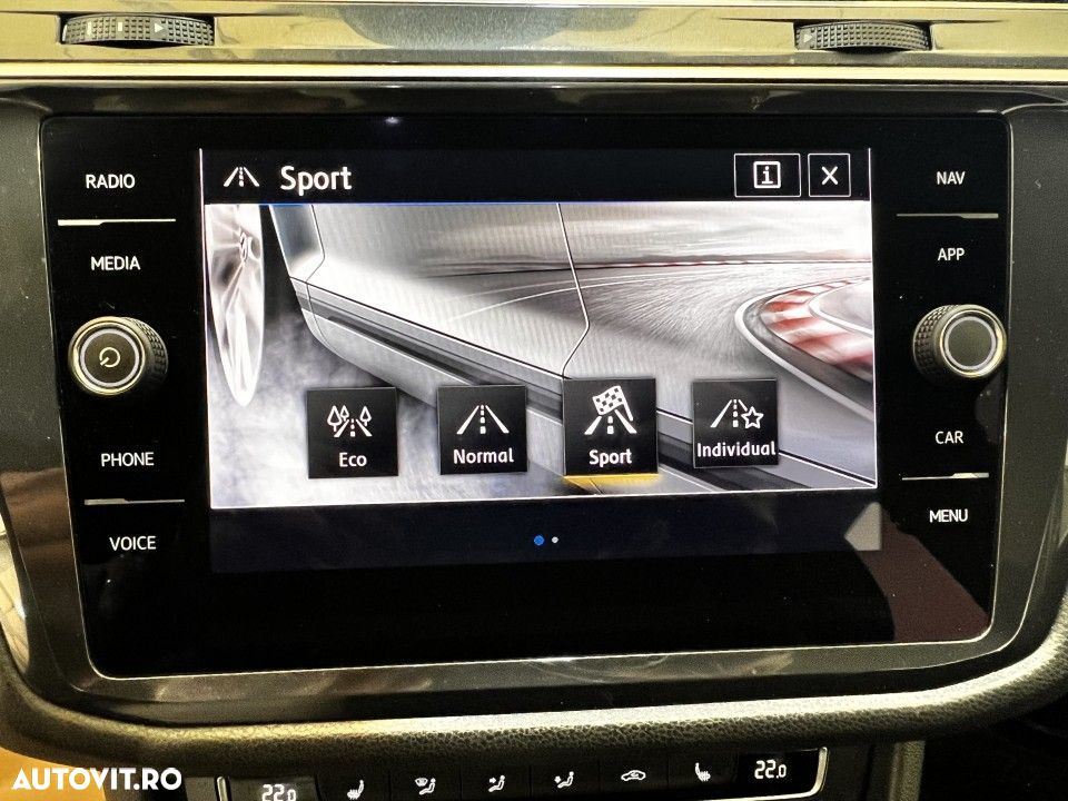 Volkswagen Tiguan - 20