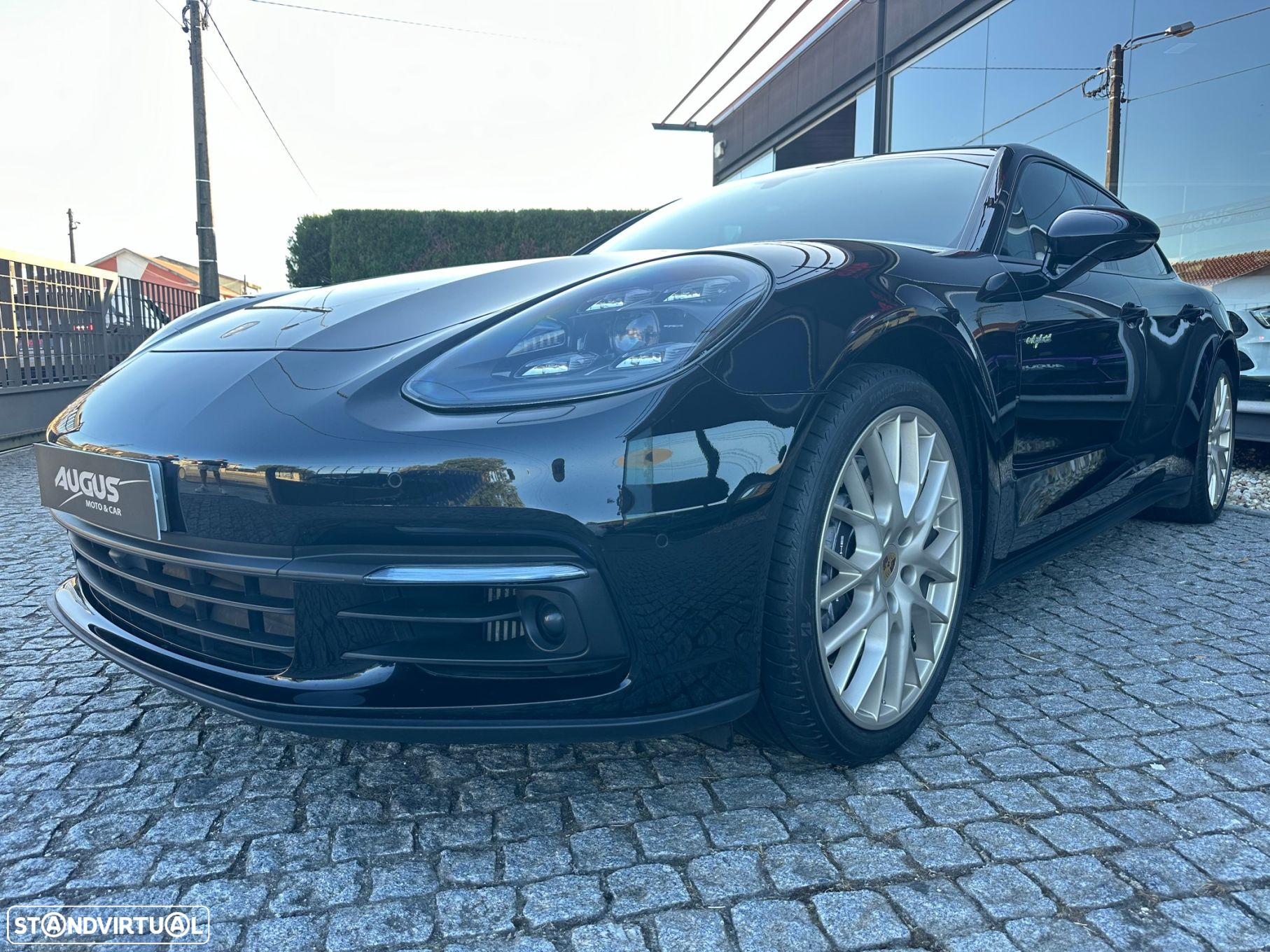 Porsche Panamera Sport Turismo 4 E-Hybrid 10 Years Edition - 6